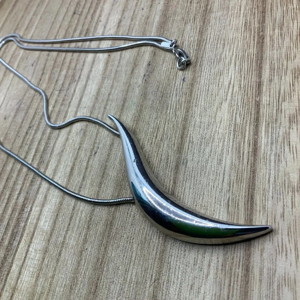 Monet Silver Tone Wave Pendant Chain Necklace